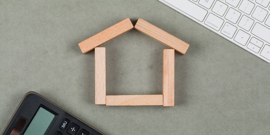 ¿Me pueden embargar la vivienda por una deuda de mi expareja?